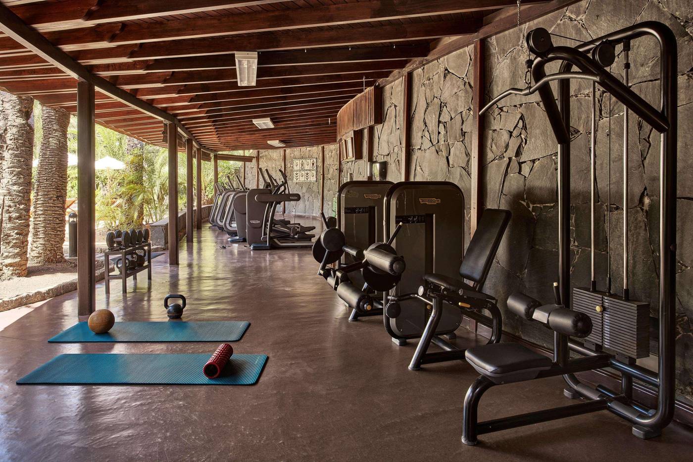 Seaside-Palm-Beach-Sports-and-Entertainment-66