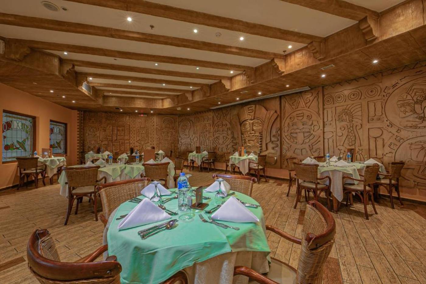Titanic Palace And Aquapark Resort