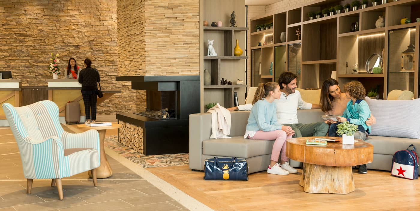 Villages-Nature-Paris-Lobby-9