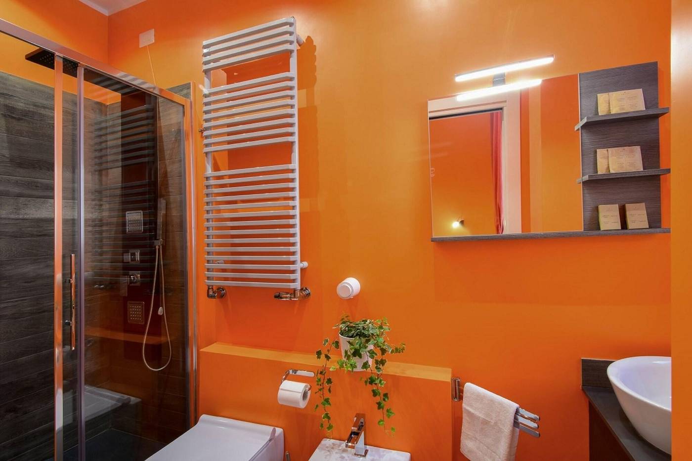 Allegras-House-Caracciolo-Room-15