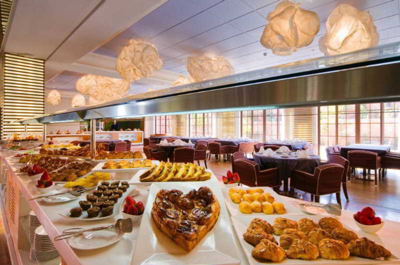 Hotel-Du-Golf-Restaurant-20