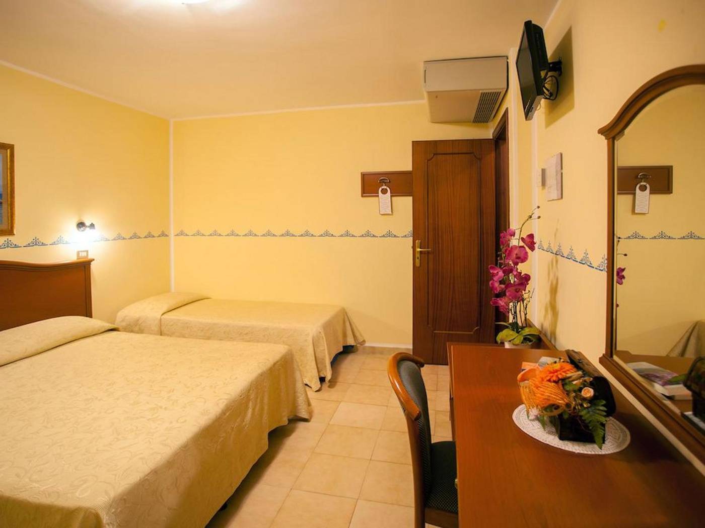 Amalfi-Room-41