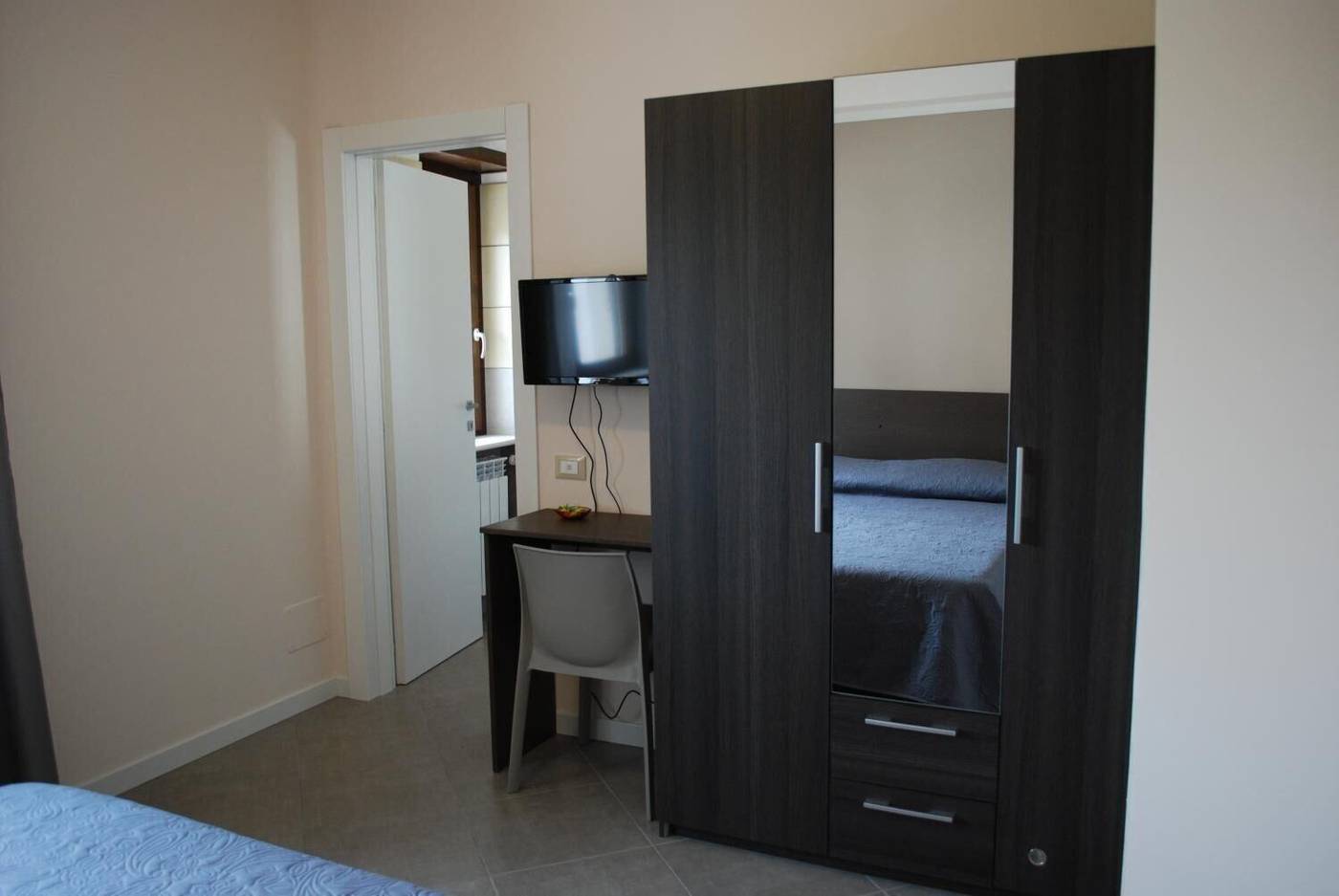 B&B Grandangolo-Italy-SCOPPITO-Room-4