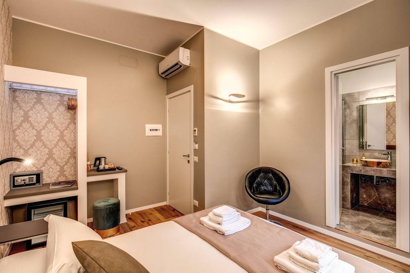 Elysium-Suites-Room-13