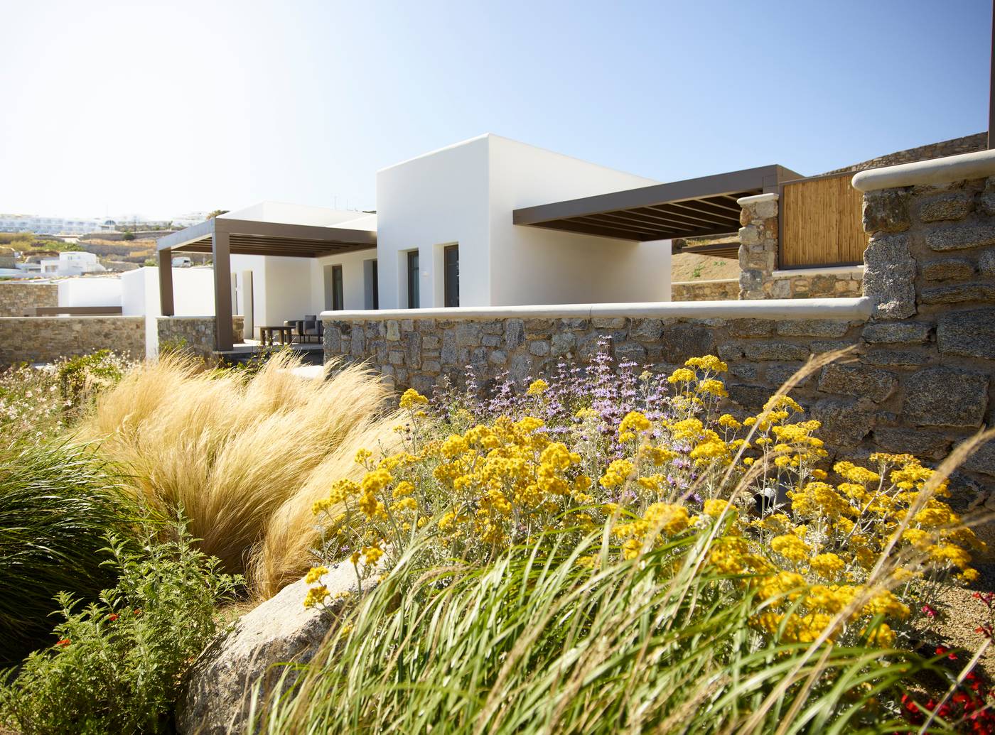 Bonzoe-Suites---Villas-Room-13