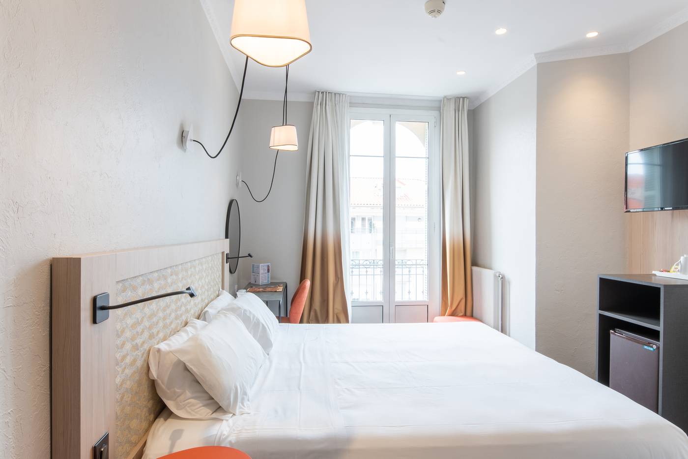 Hotel-Vendome-Room-10