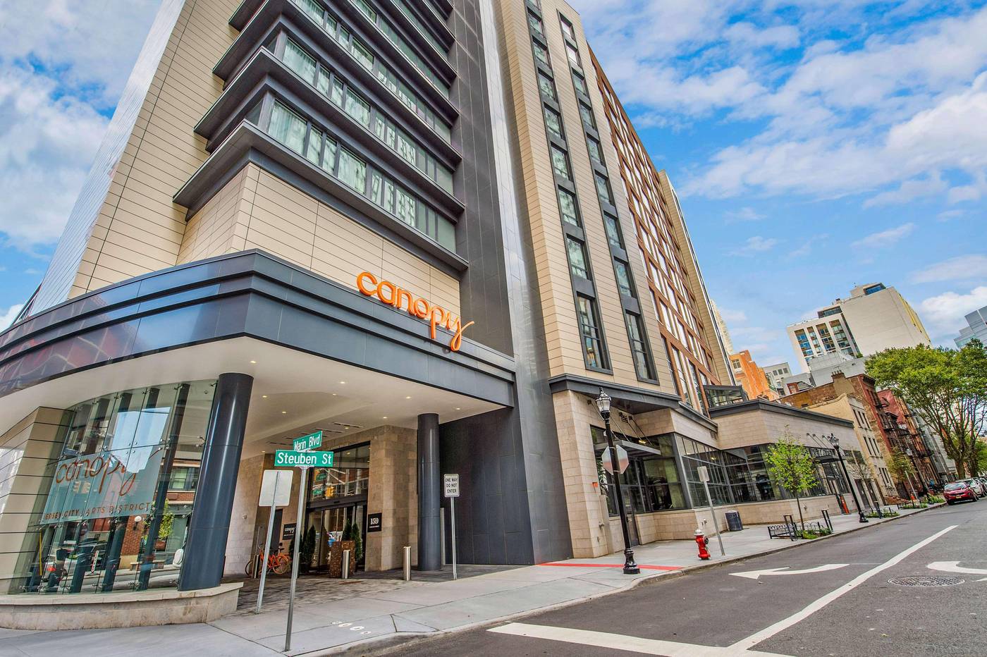 Canopy-by-Hilton-Jersey-City-Arts-District-General-view-1