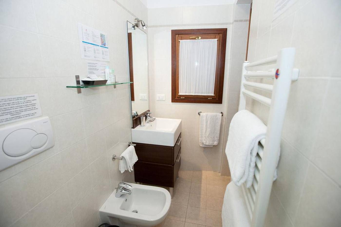 Residence-Ca--Foscolo-Room-36