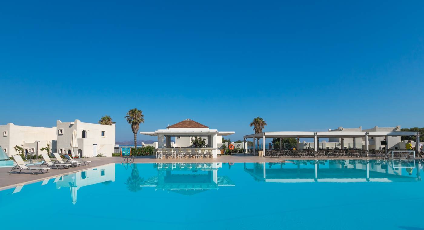 Aeolos-Beach-Pool-6