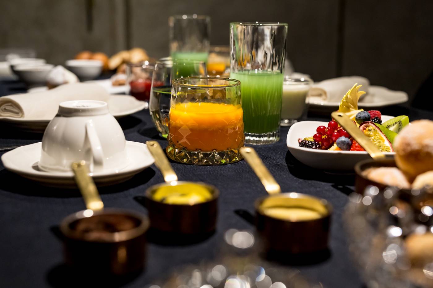 The-H-All-Tailor-Suite-Roma-Restaurant-38