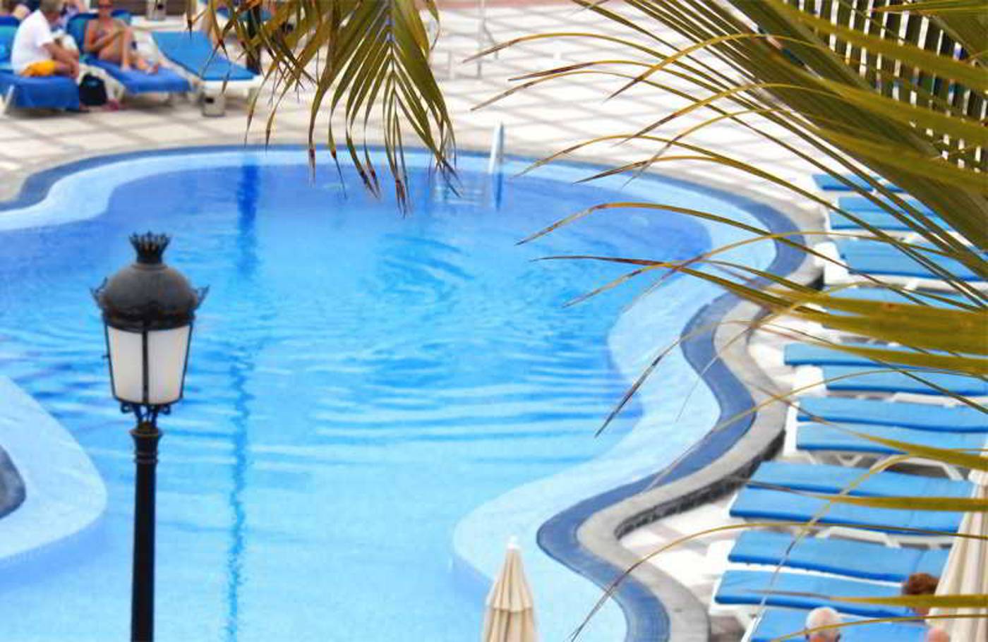 ONA-Beverly-Hills-Pool-6