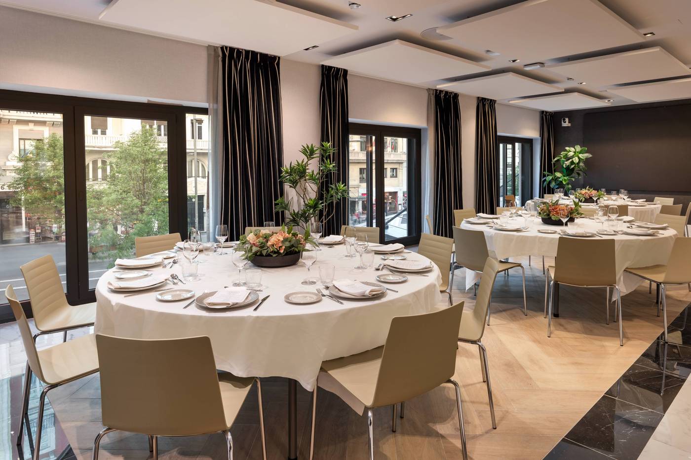 Senator-Gran-V----a-70-Spa-Conferences-44