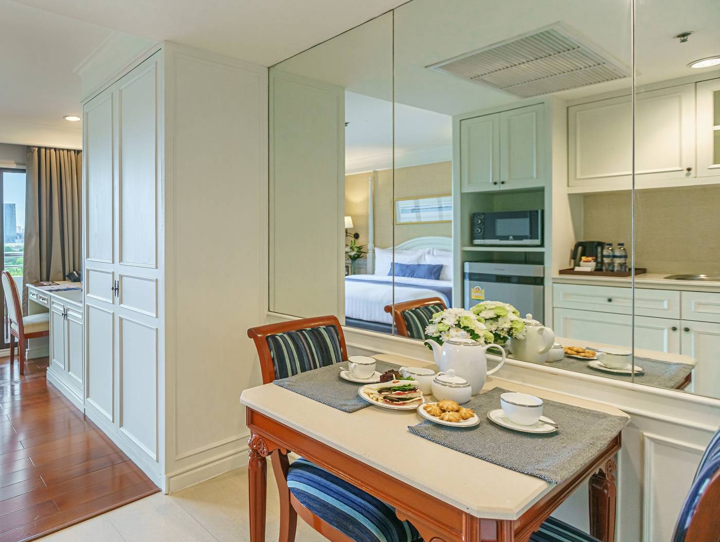 Centre-Point-Hotel-Sukumvit-10-Room-31