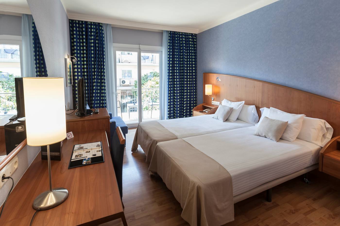 Hotel-Delfin-Room-16