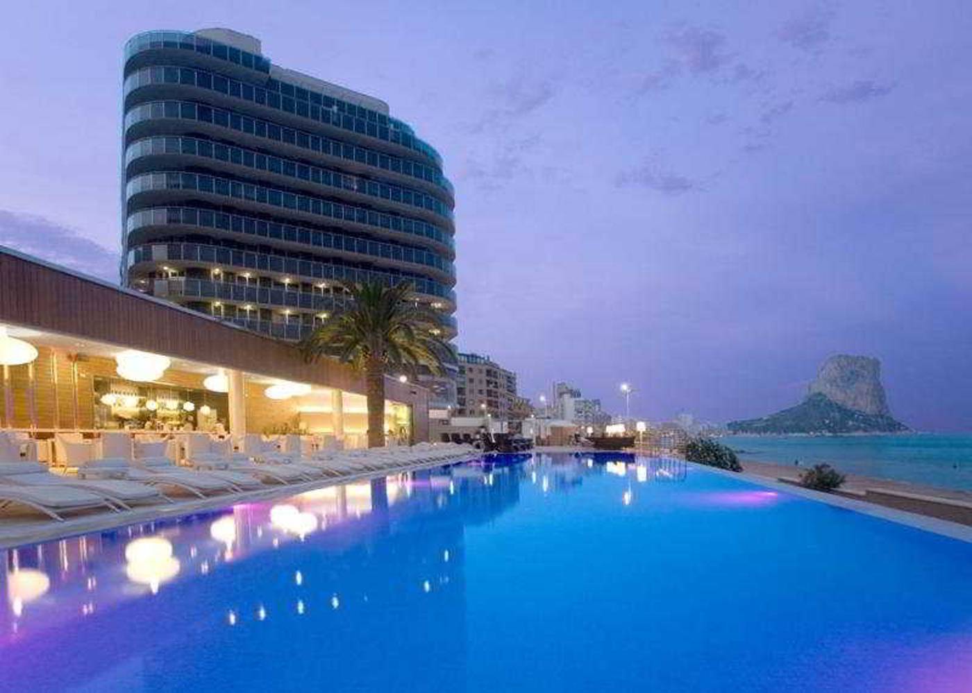 ESTIMAR-Calpe-Apartments-2---Two---Adults-Only--16---Pool-2
