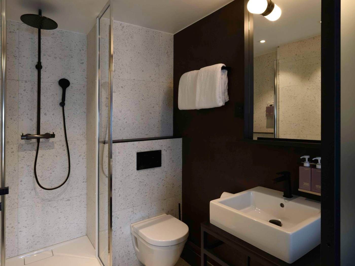 TRIBE-Paris-Batignolles-Room-38