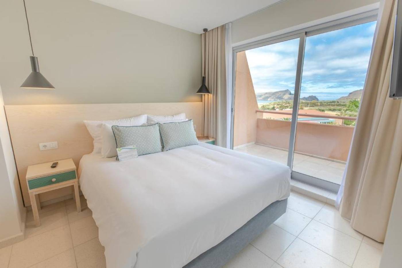 Vila-Baleira-Porto-Santo-Room-23