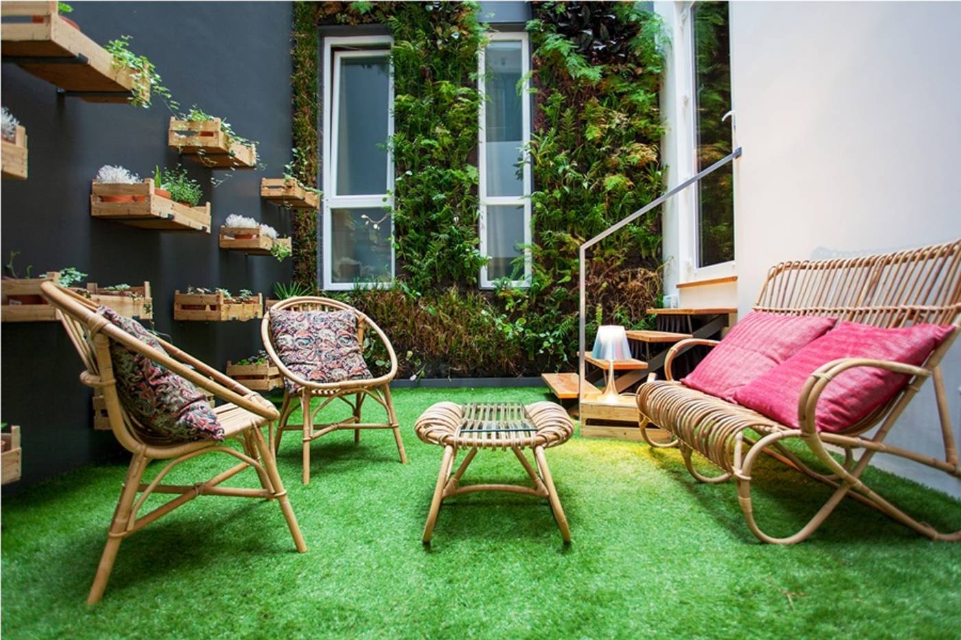 Internacional-Design-Hotel-Terrace-29