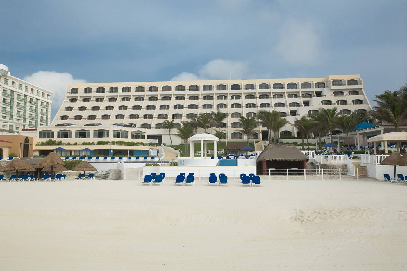Golden Parnassus Resort & Spa - Adults Only