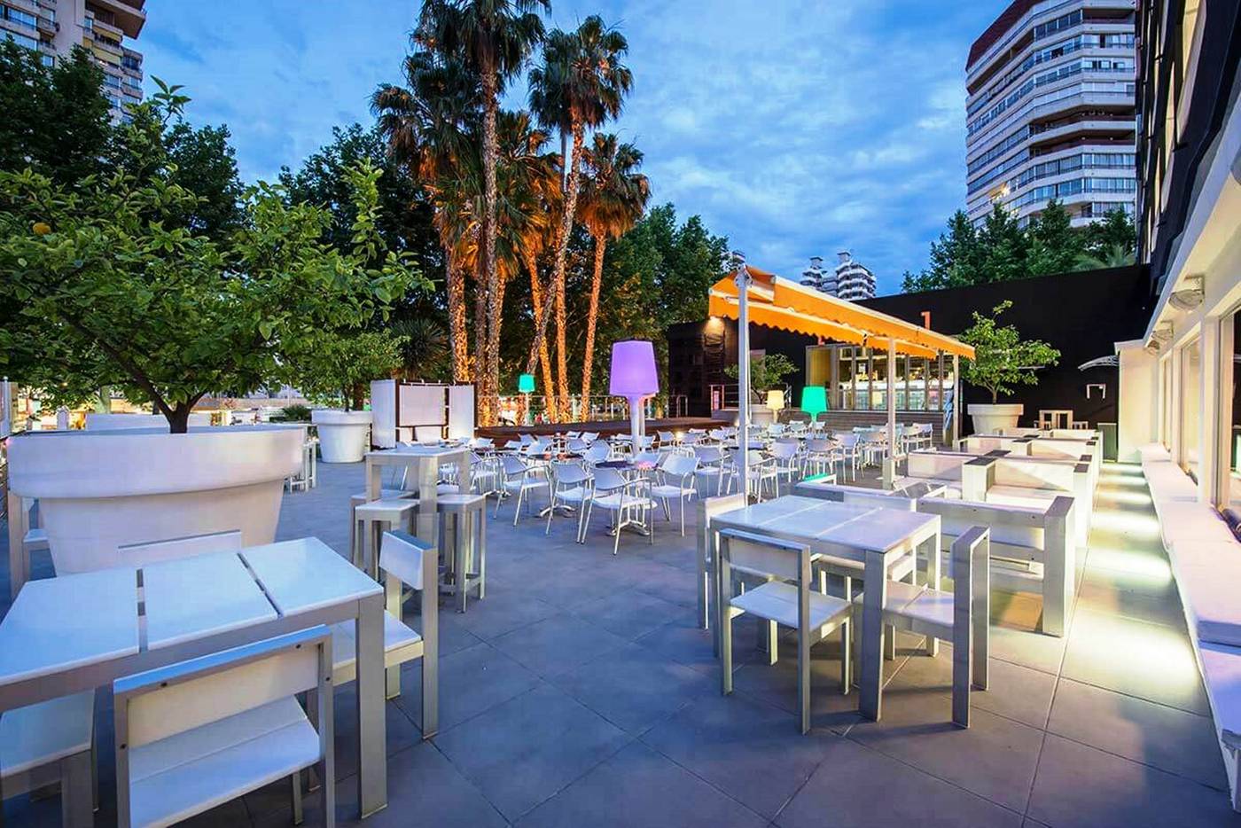 Apartamentos-Torre-Belroy-Restaurant-10