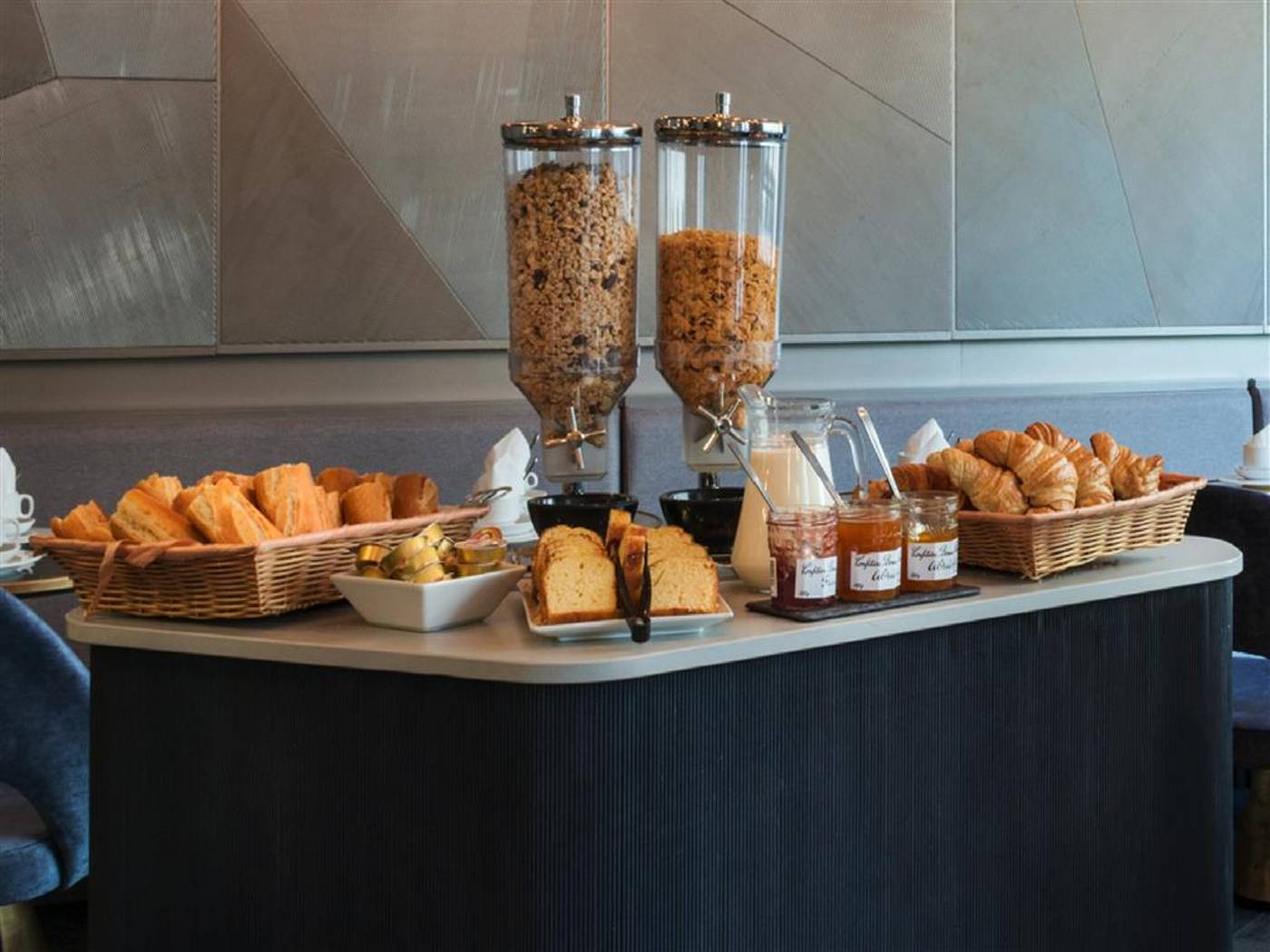 Hotel-Ohm-by-happy-culture-Restaurant-31