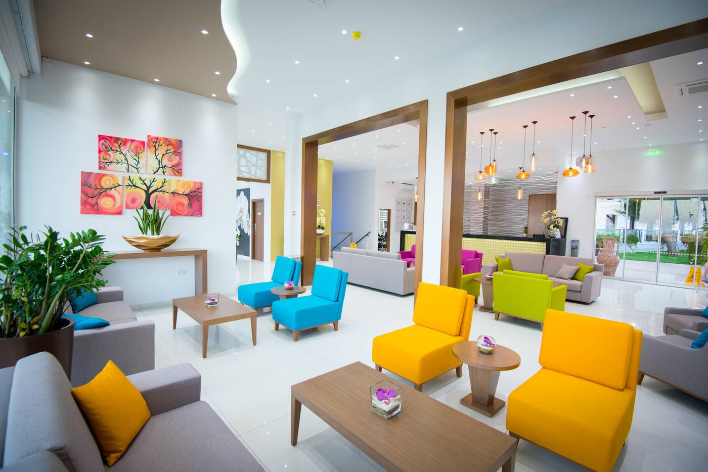 Loutsiana-Hotel-Apartments-Lobby-55