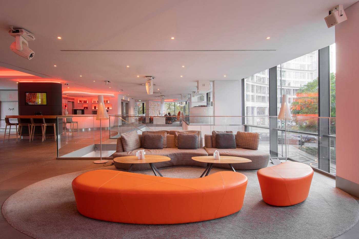 Evolution-Lisboa-Hotel-Lobby-11