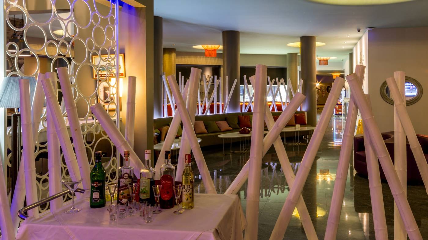 Cosmopolitan-Resort-Hotel-Restaurant-18