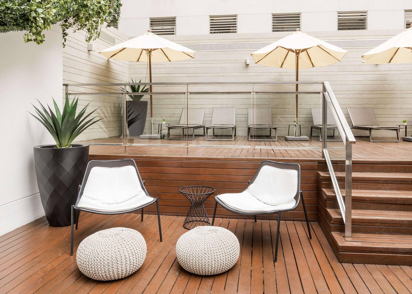 Ilunion-Malaga-Pool-7