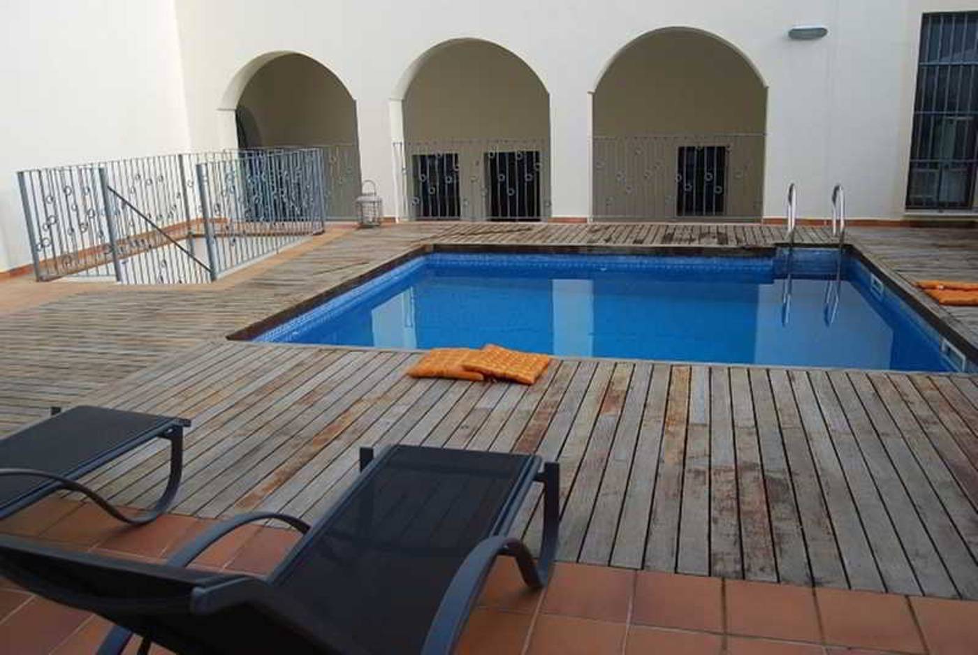 AT-Palacio-de-Luja-Pool-4