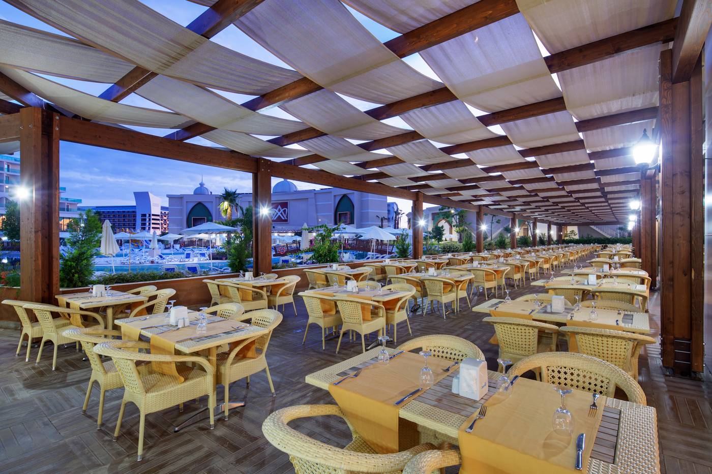 Alan-Xafira-Deluxe-Resort---Spa-Restaurant-50