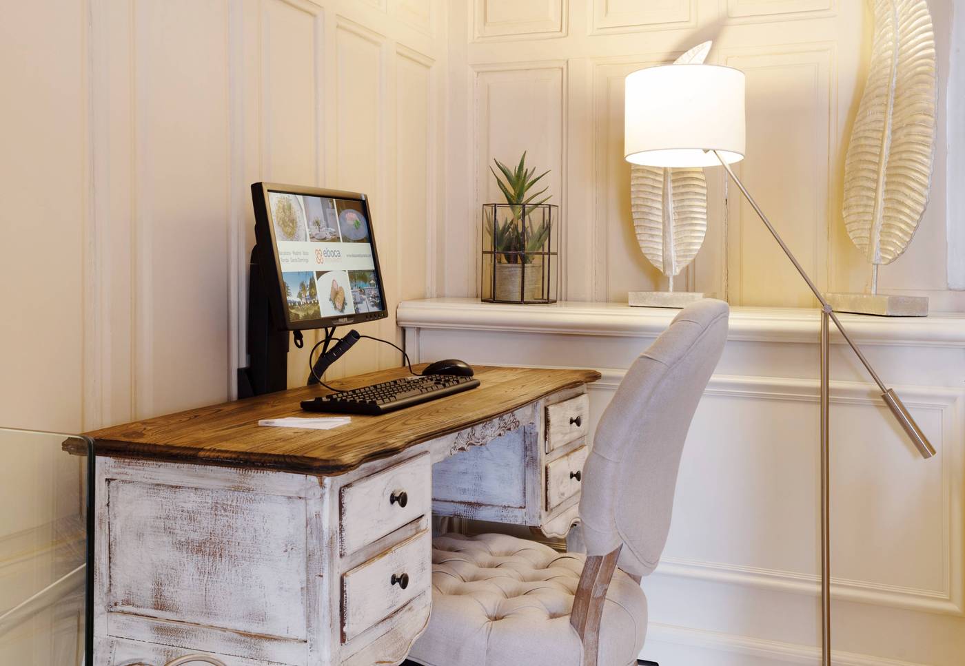 Catalonia-las-Cortes-Lobby-25