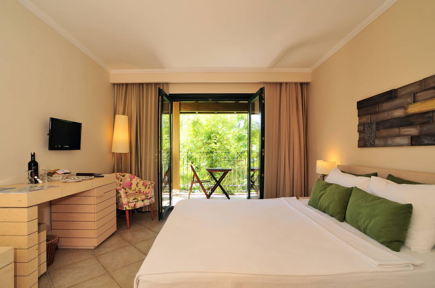 Zeytinada-Room-11