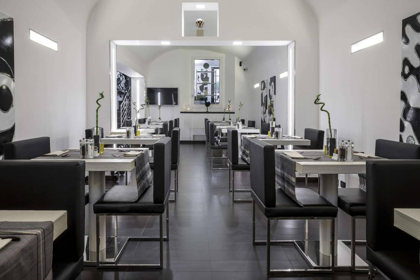 Lhp-River-Boutique-Hotel---Spa-Restaurant-37