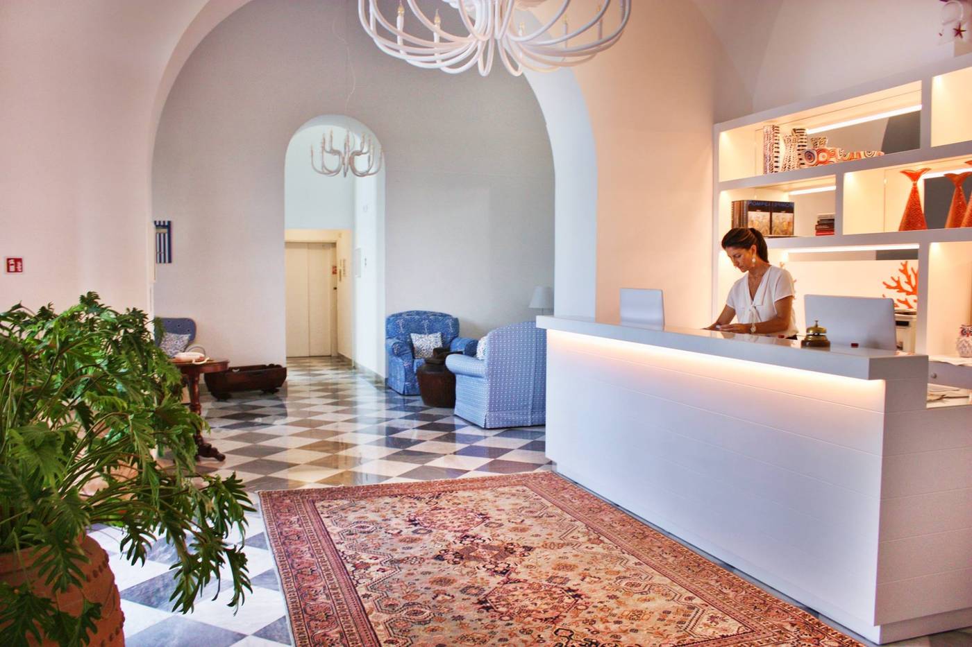 Miramare-Hotel-Lobby-54