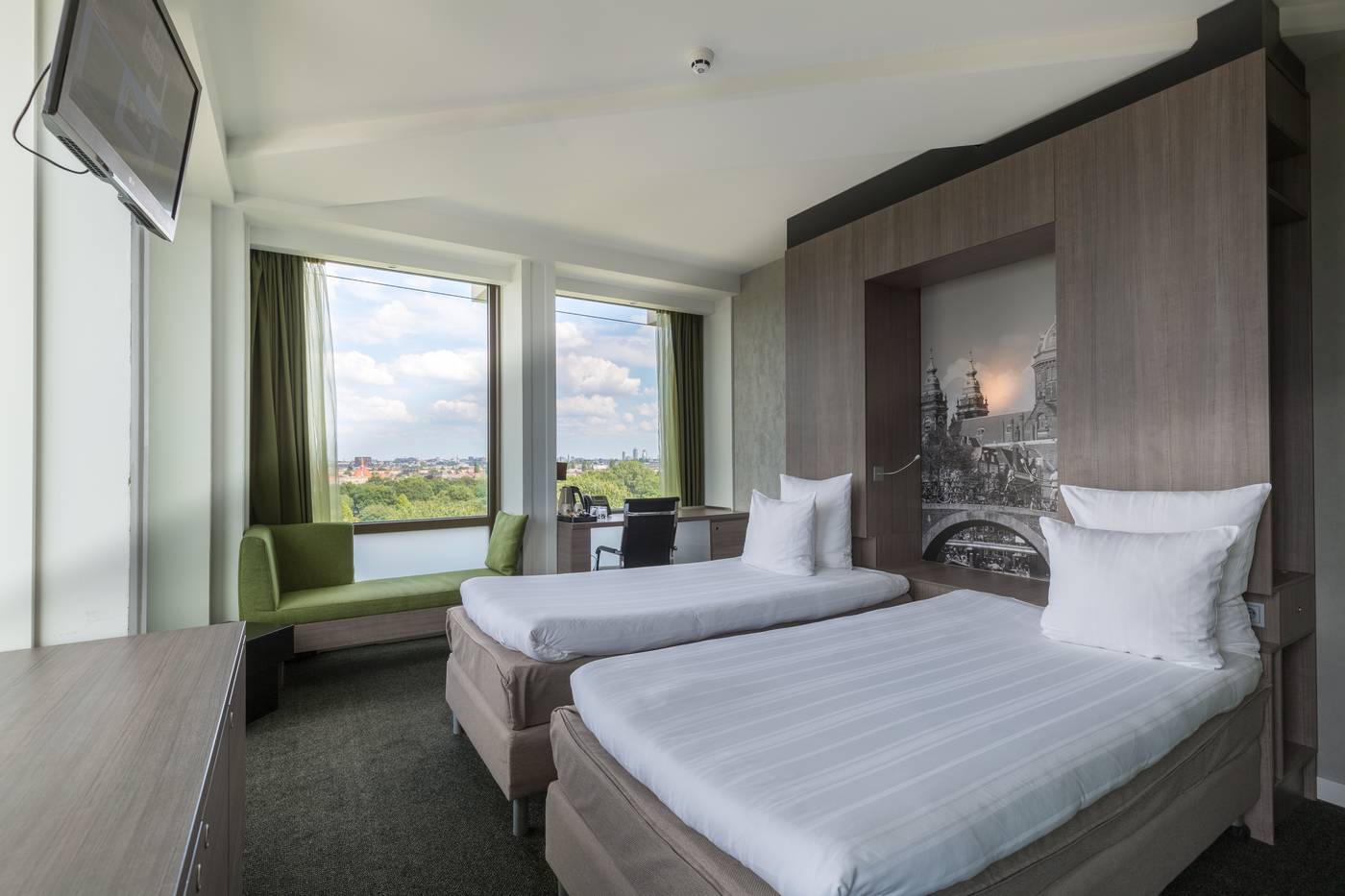 Leonardo-Hotel-Amsterdam-Rembrandtpark-Room-23