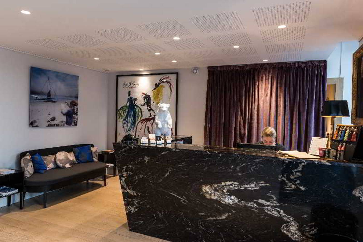De Silhouette-France-BIARRITZ-Lobby-7