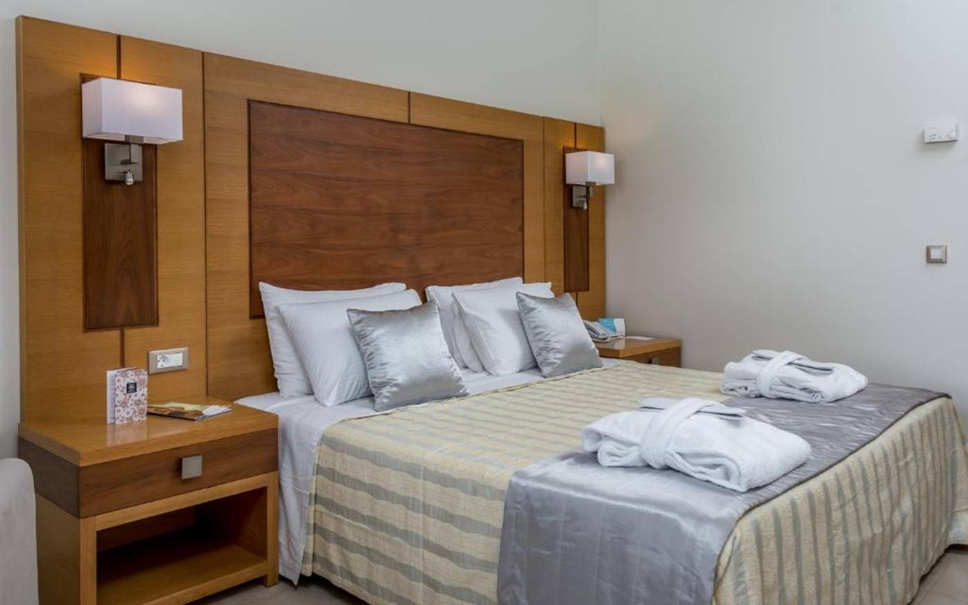 Sentido-Apollo-Blue-Hotel-Room-16