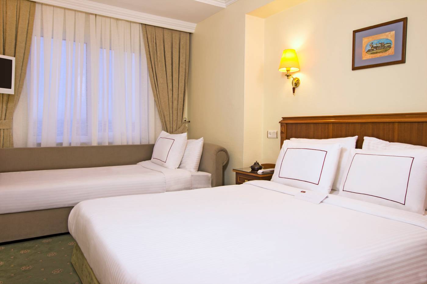 Orient-Express-Hotel-Room-20