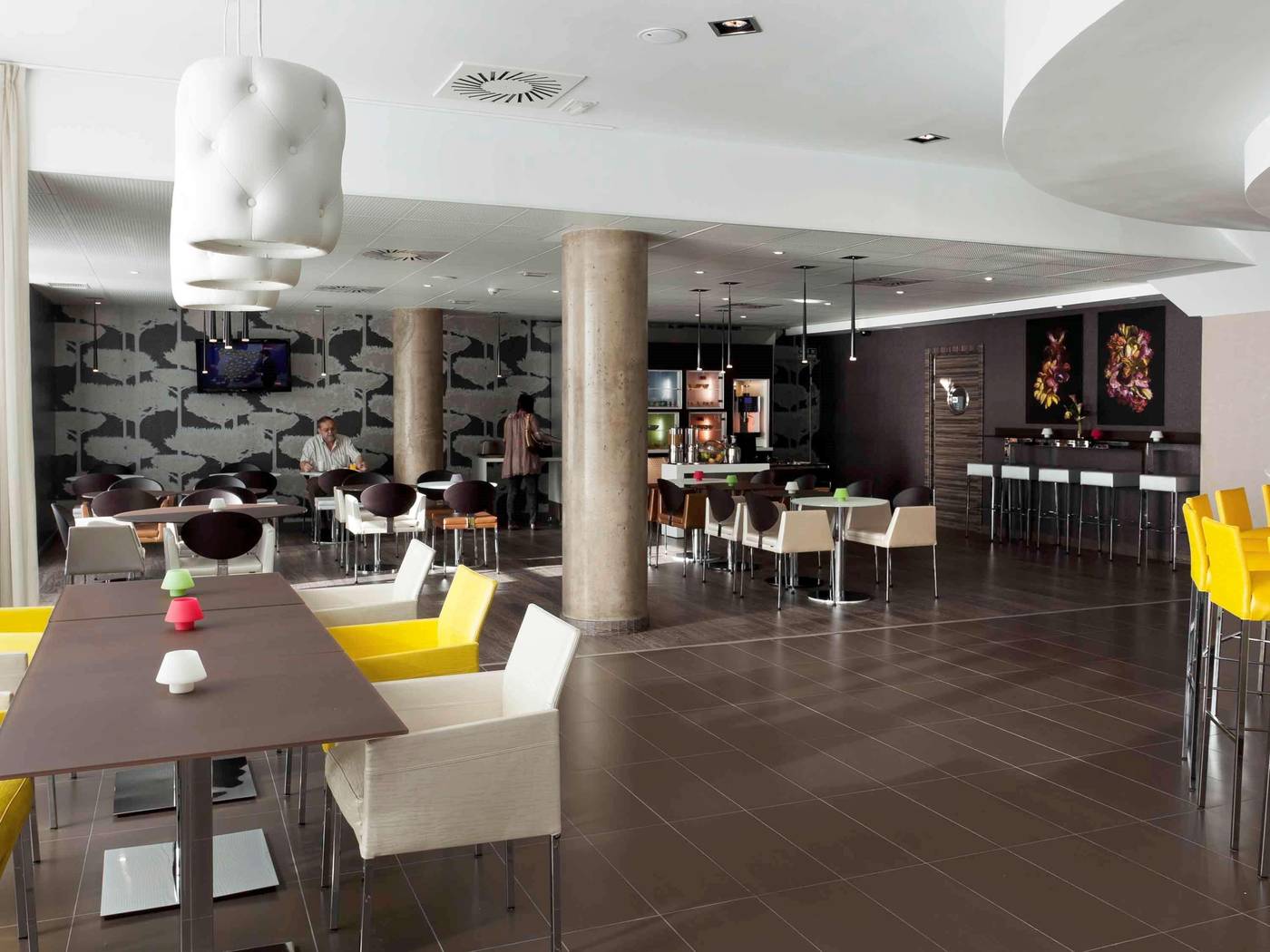 Novotel-Suites-Malaga-Centro-Bar-37
