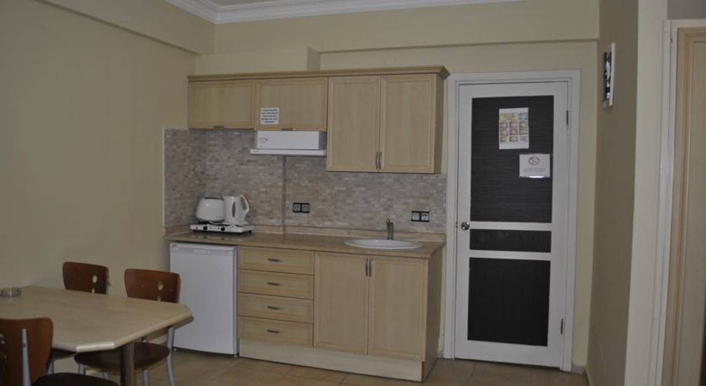 Club-Dena-Room-20