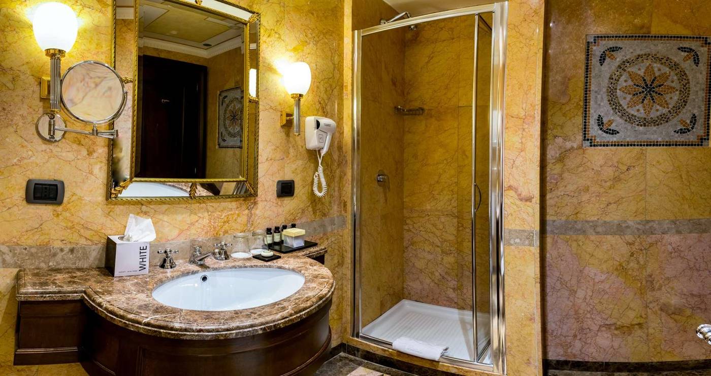 River-Chateau-Room-43