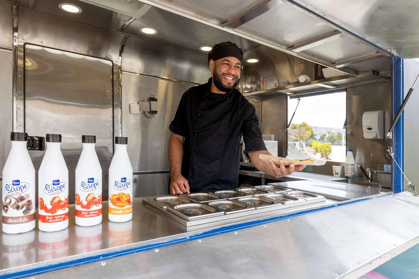 THB-Tropical-Island-Restaurant-25