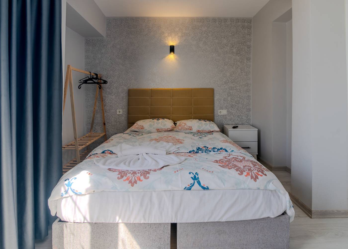 Airport-Black-Sea-Hotel---Restaurant-Room-25