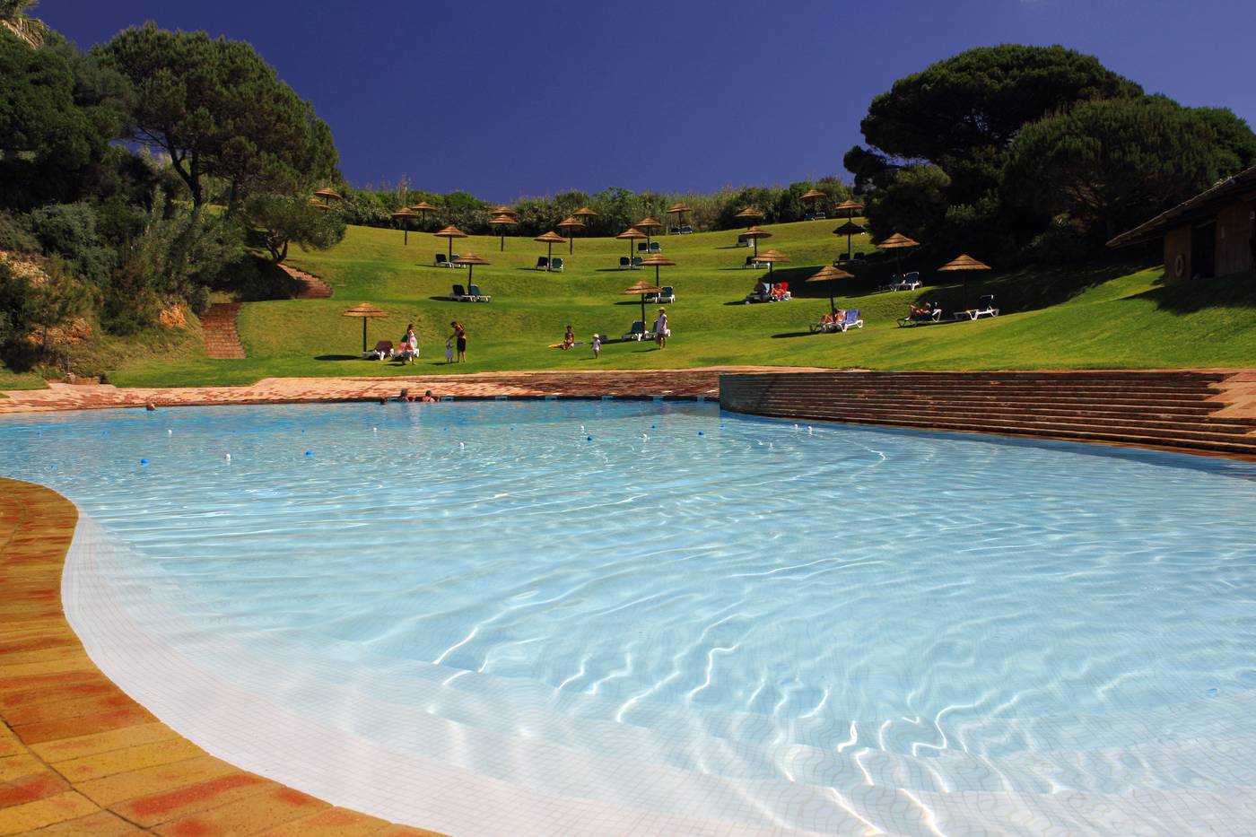 Prainha-Clube-Pool-10