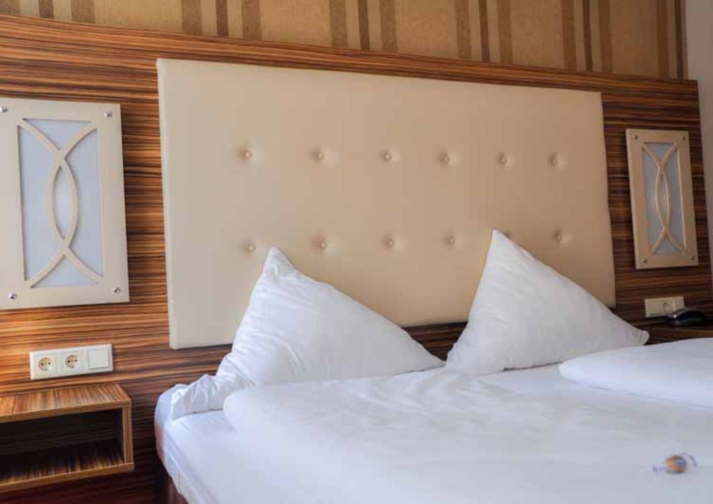 Erde Hotel Erlangen-Germany-ERLANGEN -Room-5