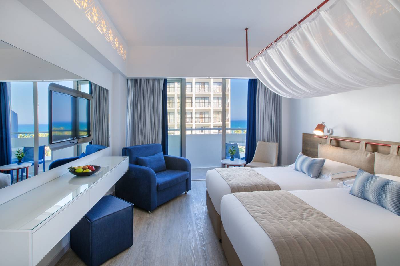 Lordos-Beach-Hotel-Room-27