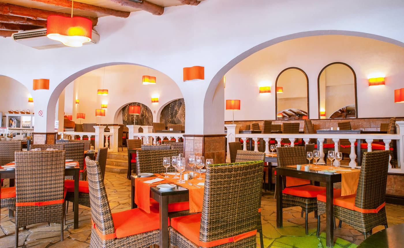 Muthu-Royal-Park-Albatros-Restaurant-23