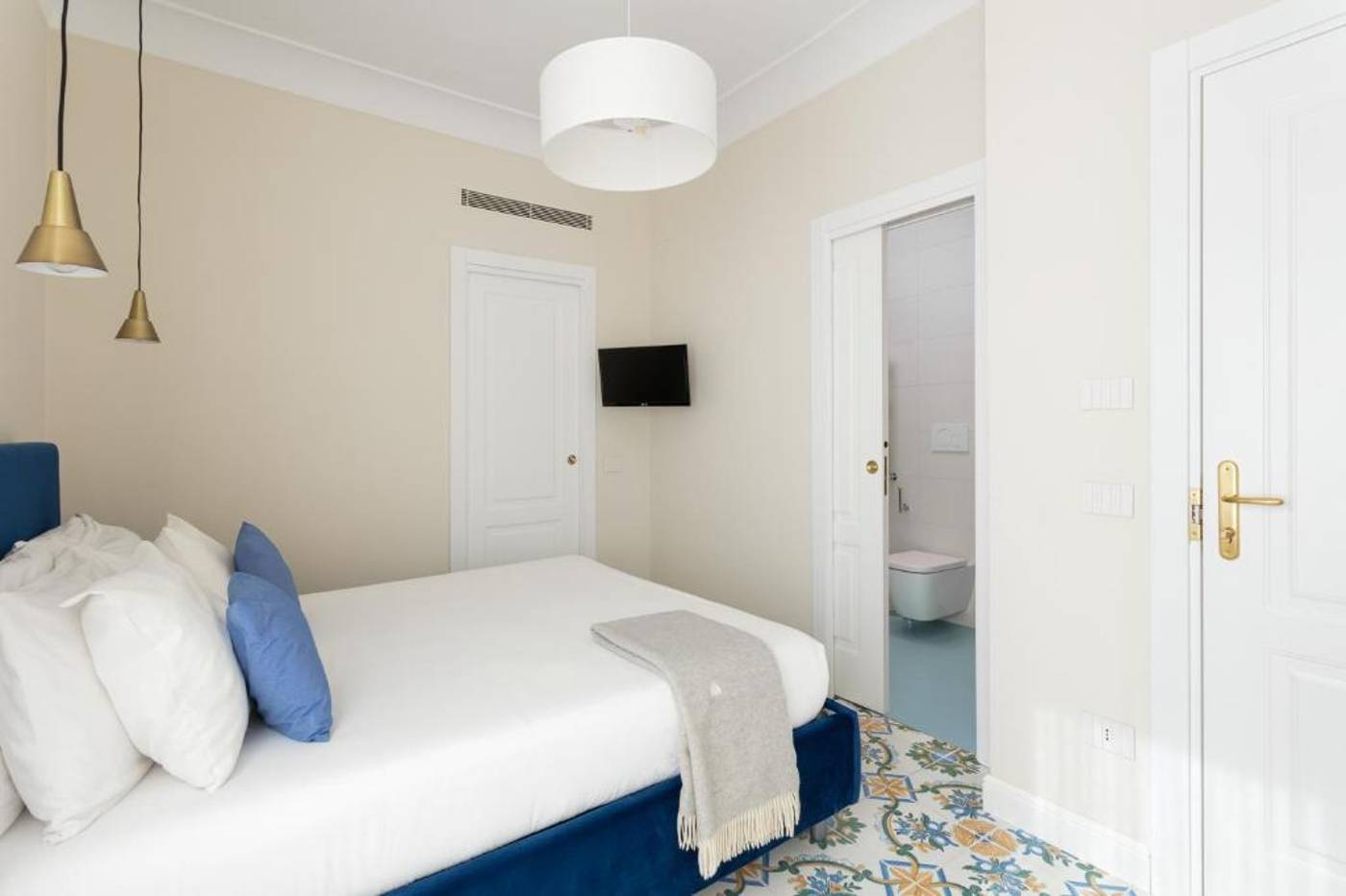 Experience-Boutique-Hotel---Villa-Cimmino-Room-5