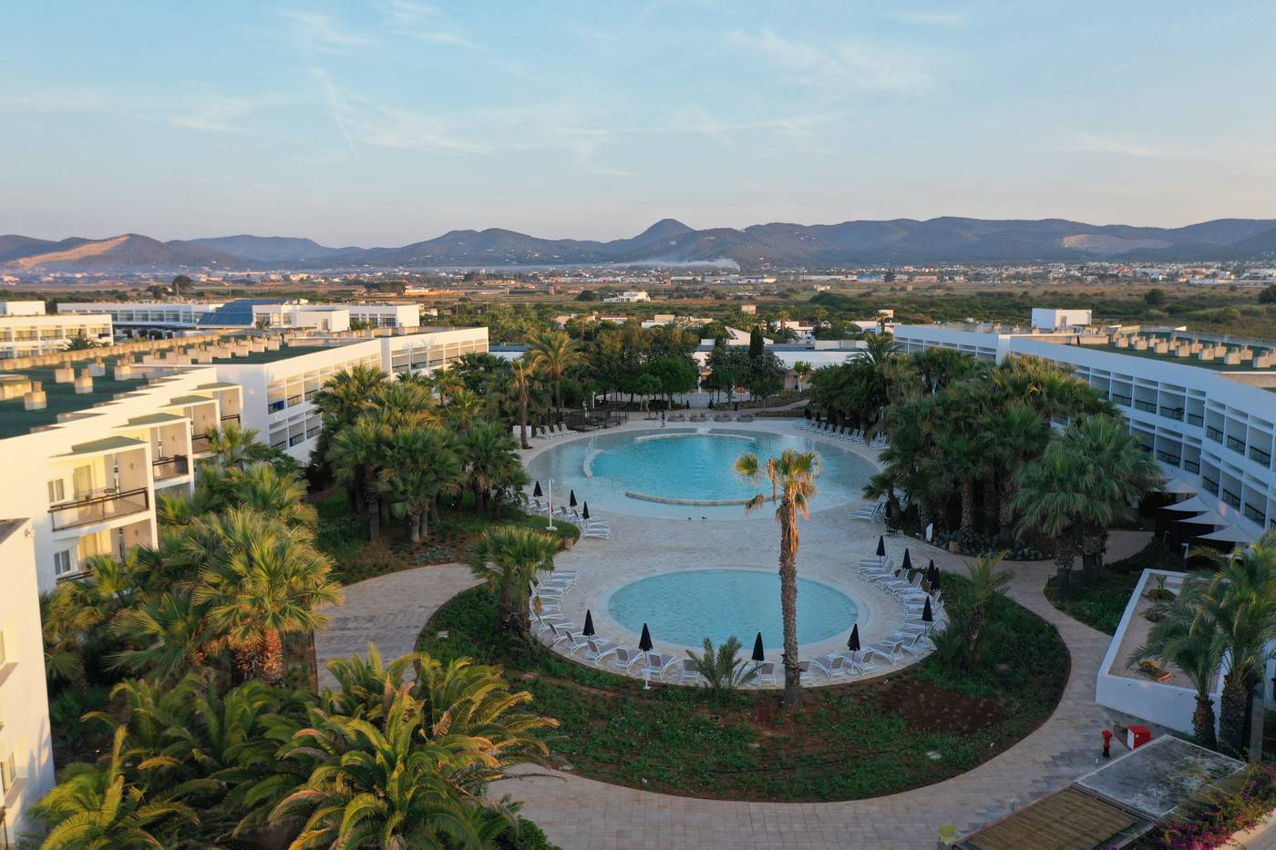 Grand-Palladium-Palace-Ibiza-Resort---Spa-Pool-9